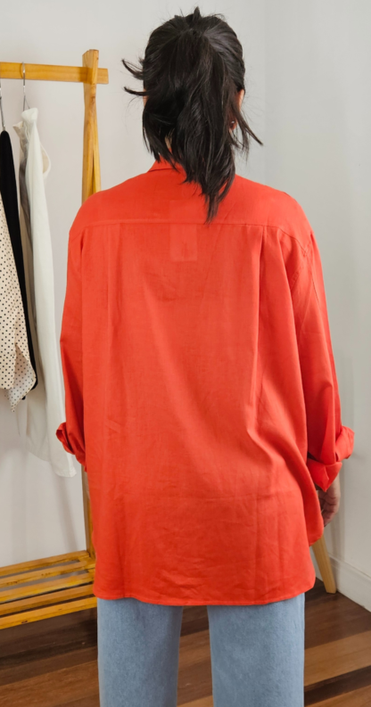 CAMISA OVERSIZED LINHO VERMELHA - Image 2