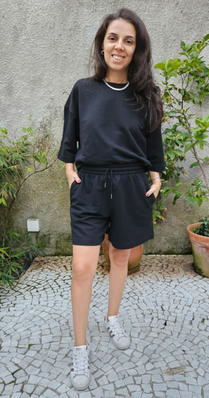CAMISETA OVERSIZED MOLETOM